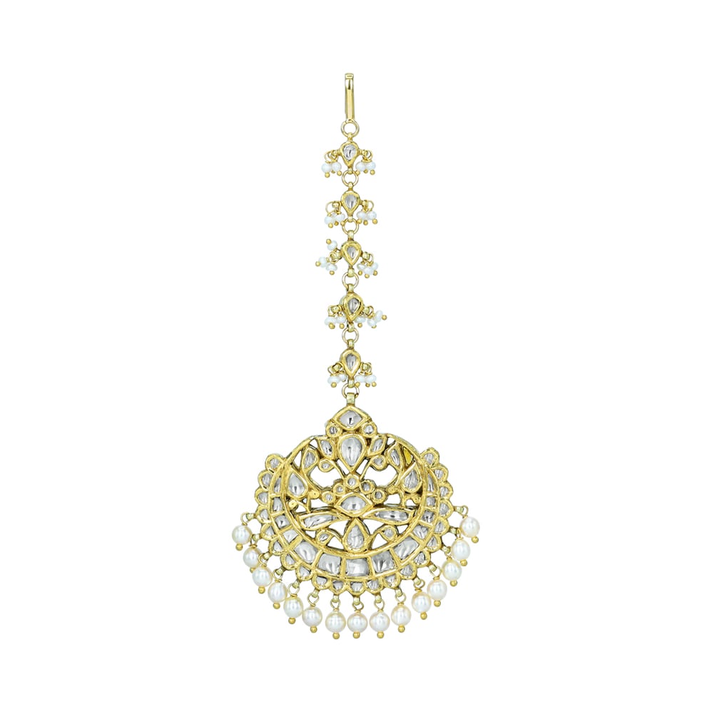 Graceful Polki Mangtikka with Pearl Drops and Intricate Design